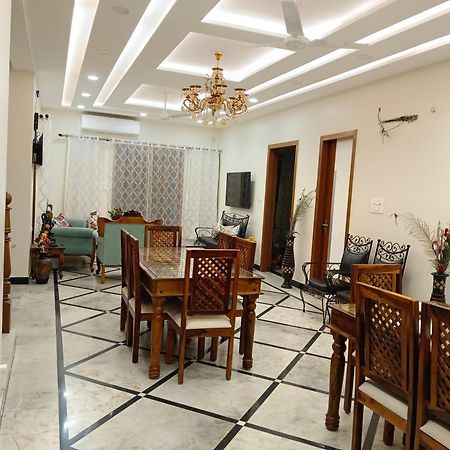 Gupta Vilas - A Boutique Homestay Агра Екстериор снимка
