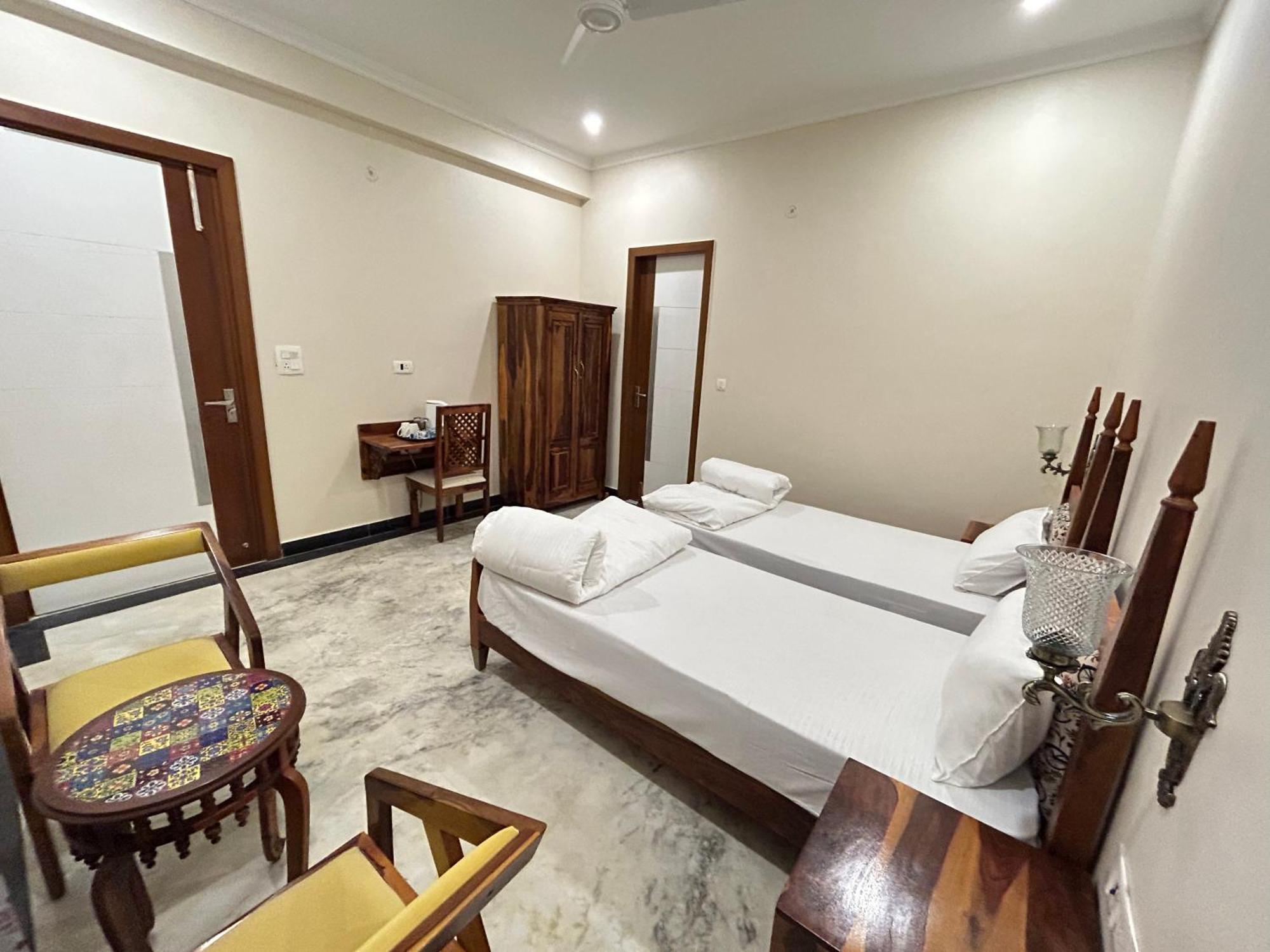 Gupta Vilas - A Boutique Homestay Агра Екстериор снимка